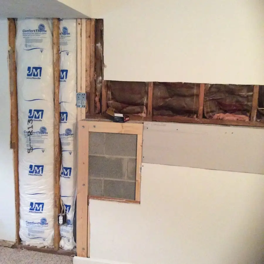 Wall insulation replacement during Structural Drying in Cumru